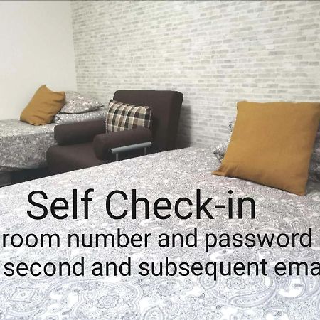 Lx -- Self Check-In -- Room Number & Password Is In The Following Email Tokio Buitenkant foto